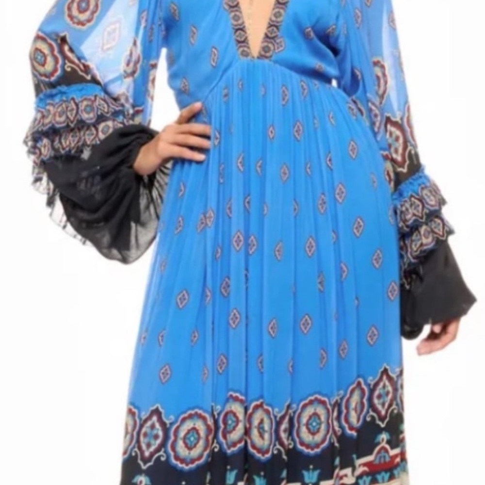 Farm Rio Ainka Tiles Plunging Neck Dress